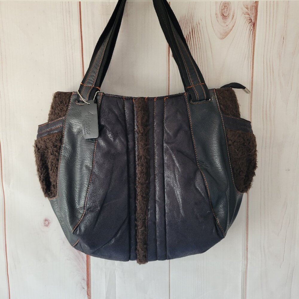 Black Shoulder Bucket Bag Purse w/ Brown Accents Faux Fur/Leather/Buffalo Boho